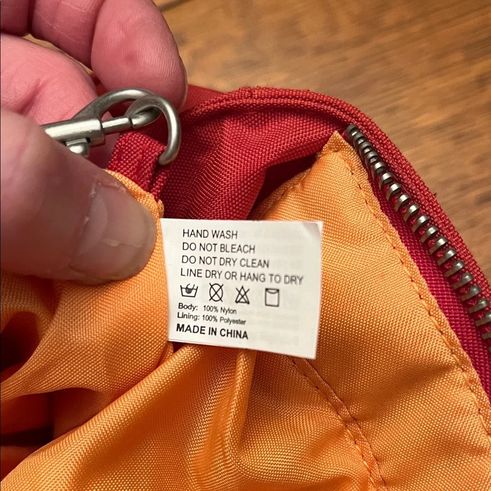 Baggallini Nantucket Red Quilted Tote Bag, EUC - Picture 6 of 8
